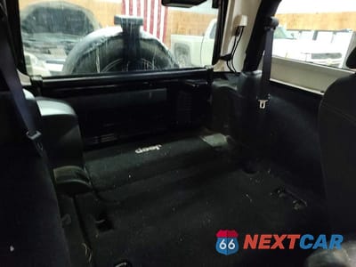 Zdjęcie 11 z 12 samochodu: 2014 JEEP WRANGLER SAHARA VIN:1C4AJWBG0EL219898 - miniatura