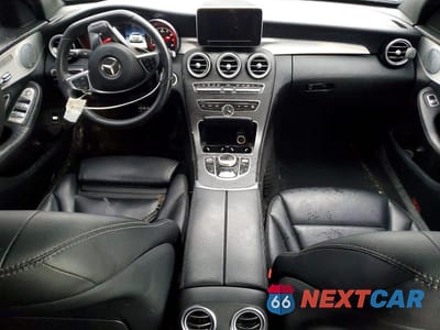Zdjęcie 8 z 12 samochodu: 2018 MERCEDES-BENZ C 300 4MATIC VIN:55SWF4KB5JU282572 - miniatura