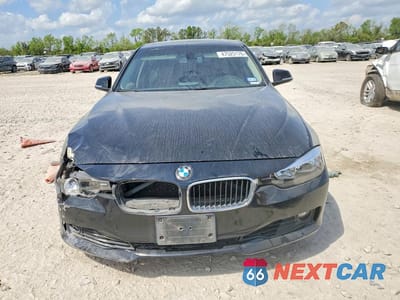 Piąte zdjęcie samochodu w środku: 2014 BMW 328 I VIN:WBA3A5G52ENP33912 - miniatura