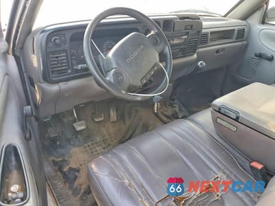 Zdjęcie 8 z 12 samochodu: 1996 DODGE RAM 2500 FLATBED TRUCK VIN:1B7KC26C6TJ106853 - miniatura