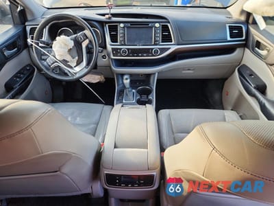 Zdjęcie 8 z 14 samochodu: 2014 TOYOTA HIGHLANDER LIMITED VIN:5TDDKRFH5ES060941 - miniatura