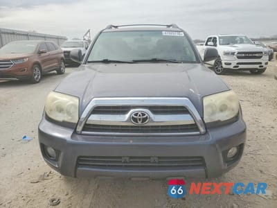 Piąte zdjęcie samochodu w środku: 2008 TOYOTA 4RUNNER SR5 VIN:JTEBU14RX8K014088 - miniatura