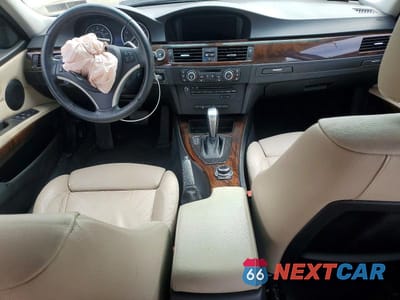 Zdjęcie 8 z 11 samochodu: 2011 BMW 335 XI VIN:WBAPL5C54BA921304 - miniatura