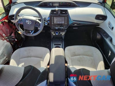 Zdjęcie 8 z 13 samochodu: 2020 TOYOTA PRIUS LE VIN:JTDKARFU6L3105049 - miniatura