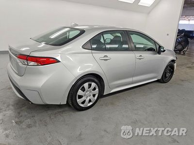 Trzecie zdjęcie samochodu z tyłu: 2021 TOYOTA COROLLA LE VIN:5YFEPMAEXMP188394 - miniatura