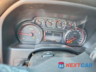 Zdjęcie 9 z 12 samochodu: 2016 GMC SIERRA K2500 SLT VIN:1GT12TE86GF105356 - miniatura