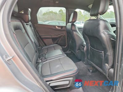 Zdjęcie 11 z 13 samochodu: 2023 FORD ESCAPE ST LINE VIN:1FMCU9MN1PUA63070 - miniatura