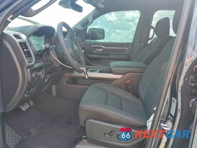 Zdjęcie 7 z 12 samochodu: 2026 RAM 1500 BIG HORN VIN:1C6SRFFT7TN270974 - miniatura