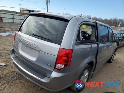 Trzecie zdjęcie samochodu z tyłu: 2013 DODGE GRAND CARAVAN SE VIN:2C4RDGBG7DR710068 - miniatura