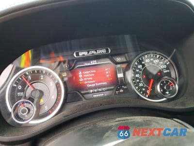 Zdjęcie 9 z 12 samochodu: 2021 RAM 2500 LARAMIE VIN:3C6UR5FL2MG525527 - miniatura