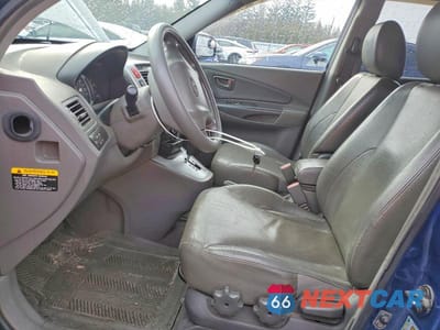 Zdjęcie 7 z 13 samochodu: 2006 HYUNDAI TUCSON GL VIN:KM8JM72D46U302096 - miniatura