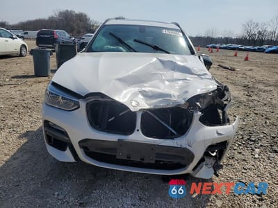 Piąte zdjęcie samochodu w środku: 2018 BMW X3 XDRIVEM40I VIN:5UXTS3C57J0Y99066 - miniatura