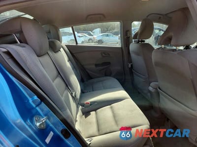 Zdjęcie 10 z 11 samochodu: 2011 HONDA INSIGHT EX VIN:JHMZE2H72BS009004 - miniatura