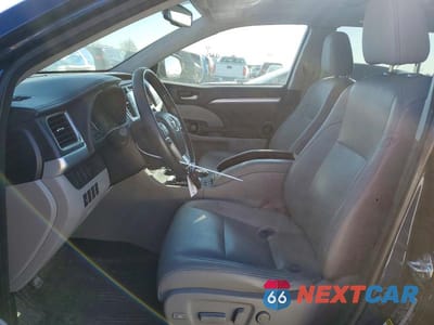 Zdjęcie 7 z 11 samochodu: 2016 TOYOTA HIGHLANDER XLE VIN:5TDJKRFH9GS277799 - miniatura