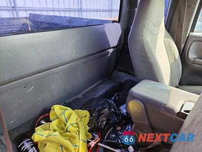 Zdjęcie 10 z 12 samochodu: 2002 FORD RANGER SUPER CAB VIN:1FTYR14U12PA77580 - miniatura