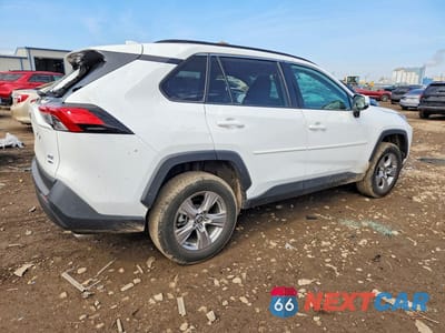 Trzecie zdjęcie samochodu z tyłu: 2022 TOYOTA RAV4 XLE VIN:2T3P1RFV6NC289912 - miniatura