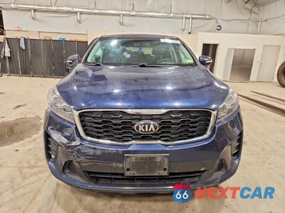 Piąte zdjęcie samochodu w środku: 2019 KIA SORENTO LX VIN:5XYPGDA31KG535149 - miniatura