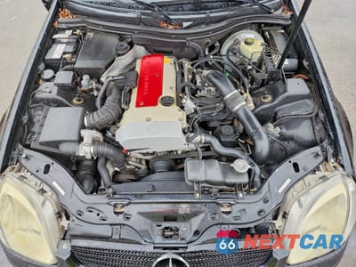 Zdjęcie 11 z 12 samochodu: 1999 MERCEDES-BENZ SLK-CLASS VIN:WDBKK47FXXF121936 - miniatura
