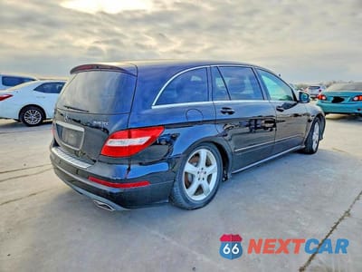 Trzecie zdjęcie samochodu z tyłu: 2012 MERCEDES BENZ R 350 BLUETEC VIN:4JGCB2FEXCA137513 - miniatura