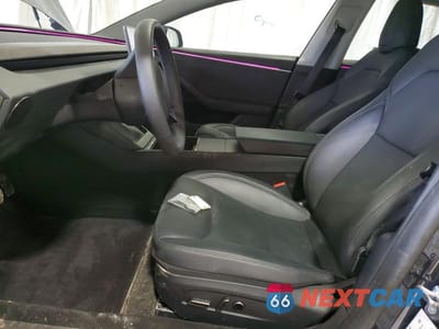 Zdjęcie 7 z 11 samochodu: 2025 TESLA MODEL 3 VIN:5YJ3E1EB1SF021054 - miniatura