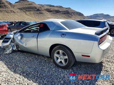 Drugie zdjęcie samochodu z przodu: 2010 DODGE CHALLENGER SE VIN:2B3CJ4DV5AH313793 - miniatura