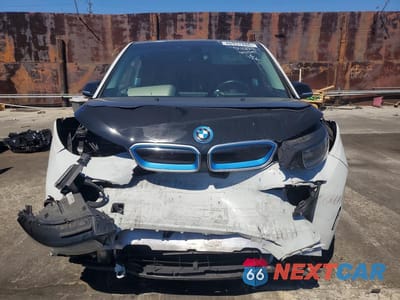 Piąte zdjęcie samochodu w środku: 2017 BMW I3 BEV VIN:WBY1Z6C37HV950341 - miniatura