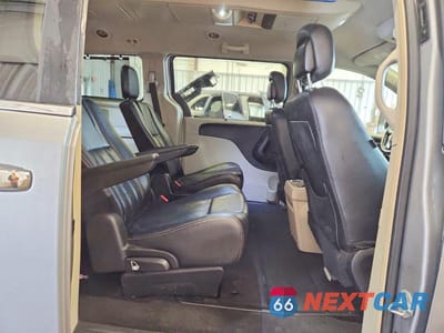 Zdjęcie 11 z 12 samochodu: 2014 CHRYSLER TOWN & COUNTRY TOURING L VIN:2C4RC1CG0ER409707 - miniatura