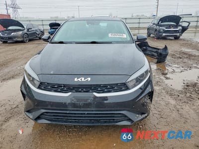 Piąte zdjęcie samochodu w środku: 2022 KIA FORTE LXS VIN:3KPF24ADXNE482200 - miniatura