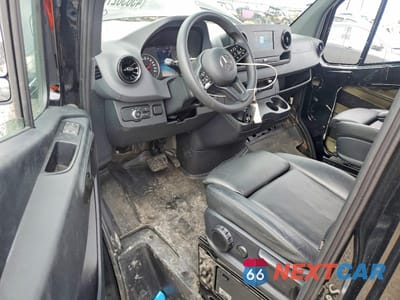 Zdjęcie 9 z 15 samochodu: 2024 MERCEDES-BENZ SPRINTER VIN:W1Z4NFHY7RP660144 - miniatura