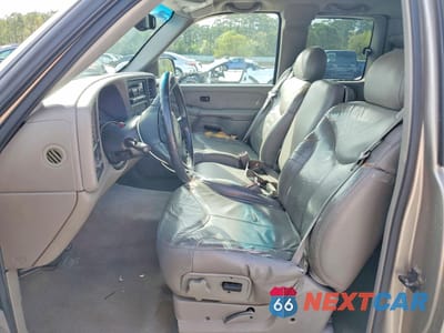 Zdjęcie 7 z 12 samochodu: 2000 GMC NEW SIERRA C1500 VIN:1GTEC19T8YZ217576 - miniatura