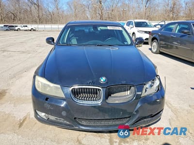 Piąte zdjęcie samochodu w środku: 2011 BMW 328 XI VIN:WBAPK7C52BF196528 - miniatura