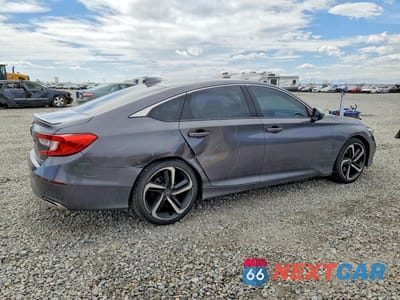 Trzecie zdjęcie samochodu z tyłu: 2018 HONDA ACCORD SPORT VIN:1HGCV1F30JA252804 - miniatura