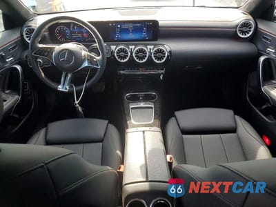 Zdjęcie 8 z 11 samochodu: 2024 MERCEDES-BENZ CLA 250 4MATIC VIN:W1K5J4HB7RN460942 - miniatura