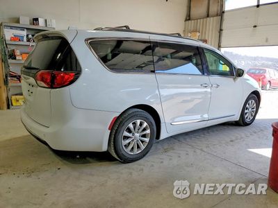 Trzecie zdjęcie samochodu z tyłu: 2018 CHRYSLER PACIFICA TOURING L VIN:2C4RC1BGXJR317323 - miniatura