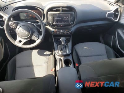Zdjęcie 8 z 12 samochodu: 2023 KIA SOUL LX VIN:KNDJ23AU8P7859145 - miniatura