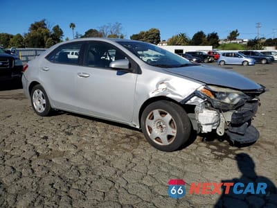 Czwarte zdjęcie samochodu z boku: 2016 TOYOTA COROLLA LE VIN:5YFBURHE3GP514345 - miniatura