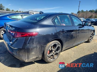 Trzecie zdjęcie samochodu z tyłu: 2022 ALFA ROMEO GIULIA SUPER VIN:ZARFANBN1N7652787 - miniatura