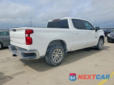 Trzecie zdjęcie samochodu z tyłu: 2019 CHEVROLET SILVERADO K1500 LT VIN:3GCUYDED0KG190863 - miniatura