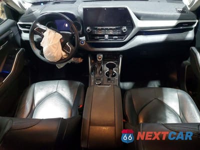Zdjęcie 8 z 12 samochodu: 2021 TOYOTA HIGHLANDER PLATINUM VIN:5TDFZRBH7MS157275 - miniatura