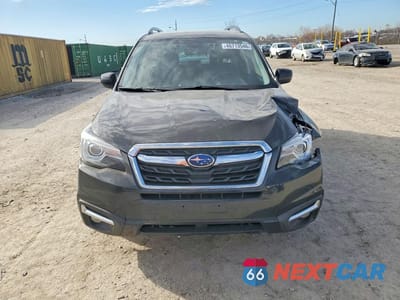 Piąte zdjęcie samochodu w środku: 2017 SUBARU FORESTER 2.5I LIMITED VIN:JF2SJARC9HH433680 - miniatura