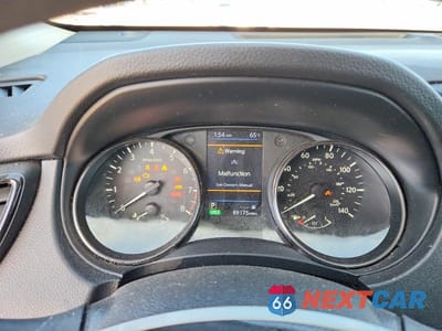 Zdjęcie 9 z 13 samochodu: 2018 NISSAN ROGUE S VIN:KNMAT2MT7JP513914 - miniatura
