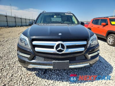 Piąte zdjęcie samochodu w środku: 2015 MERCEDES-BENZ GL 450 4MATIC VIN:4JGDF6EE5FA582408 - miniatura