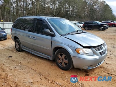 Czwarte zdjęcie samochodu z boku: 2006 DODGE GRAND CARAVAN SXT VIN:2D4GP44L56R758875 - miniatura