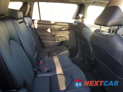 Zdjęcie 11 z 13 samochodu: 2026 TOYOTA HIGHLANDER XLE VIN:5TDKDRBH7TS605493 - miniatura