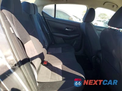 Zdjęcie 10 z 12 samochodu: 2022 NISSAN SENTRA SR VIN:3N1AB8DV6NY212369 - miniatura