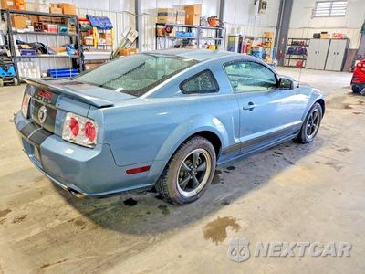 Trzecie zdjęcie samochodu z tyłu: 2006 FORD MUSTANG GT VIN:1ZVFT82H065243741 - miniatura