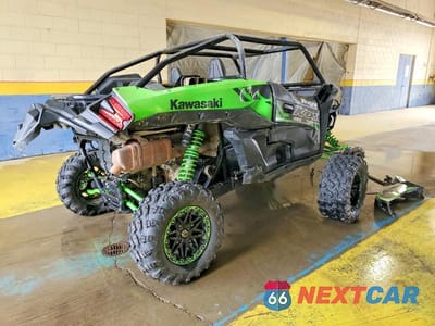 Czwarte zdjęcie samochodu z boku: 2023 KAWASAKI TERYX KRX 1000 UTILITY VEHICLE VIN:JKARFCA14PB519219 - miniatura
