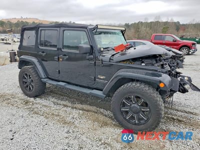Czwarte zdjęcie samochodu z boku: 2014 JEEP WRANGLER UNLIMITED SAHARA VIN:1C4BJWEG5EL140629 - miniatura