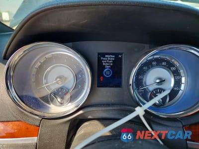 Zdjęcie 9 z 12 samochodu: 2013 CHRYSLER 300 VIN:2C3CCAAG9DH596074 - miniatura