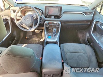 Zdjęcie 8 z 12 samochodu: 2022 TOYOTA RAV4 VIN:2T3W1RFV9NC199536 - miniatura